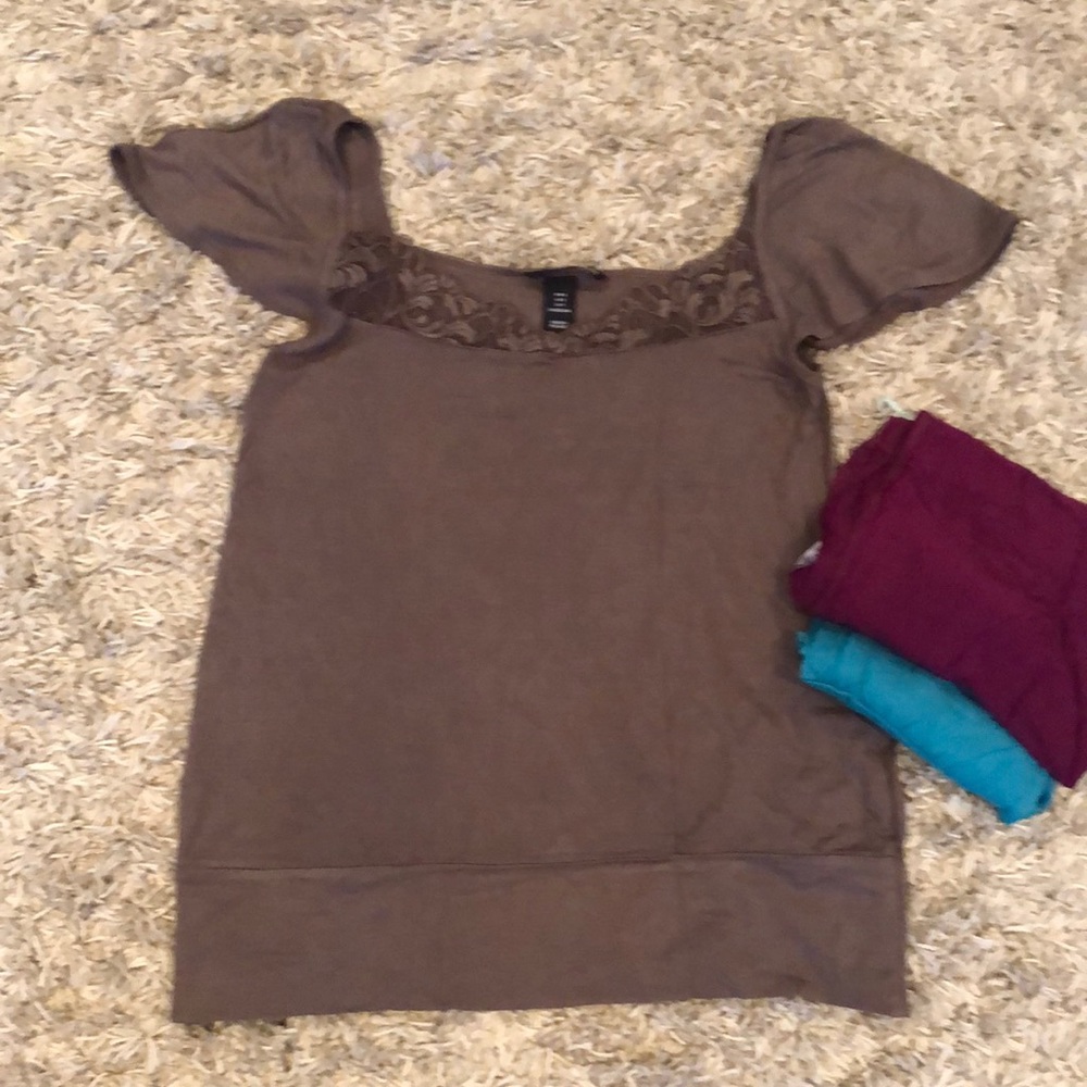 Set of 3 short sleeve tops with lace, H&M, M, hardly worn, soft &comfortable